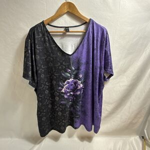 Every Rose T-Shirt Women's 4XL (Fits Like a 3XL) Blouse Purple Black Floral